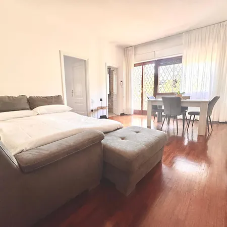 Martina's Nest Apartment Rom